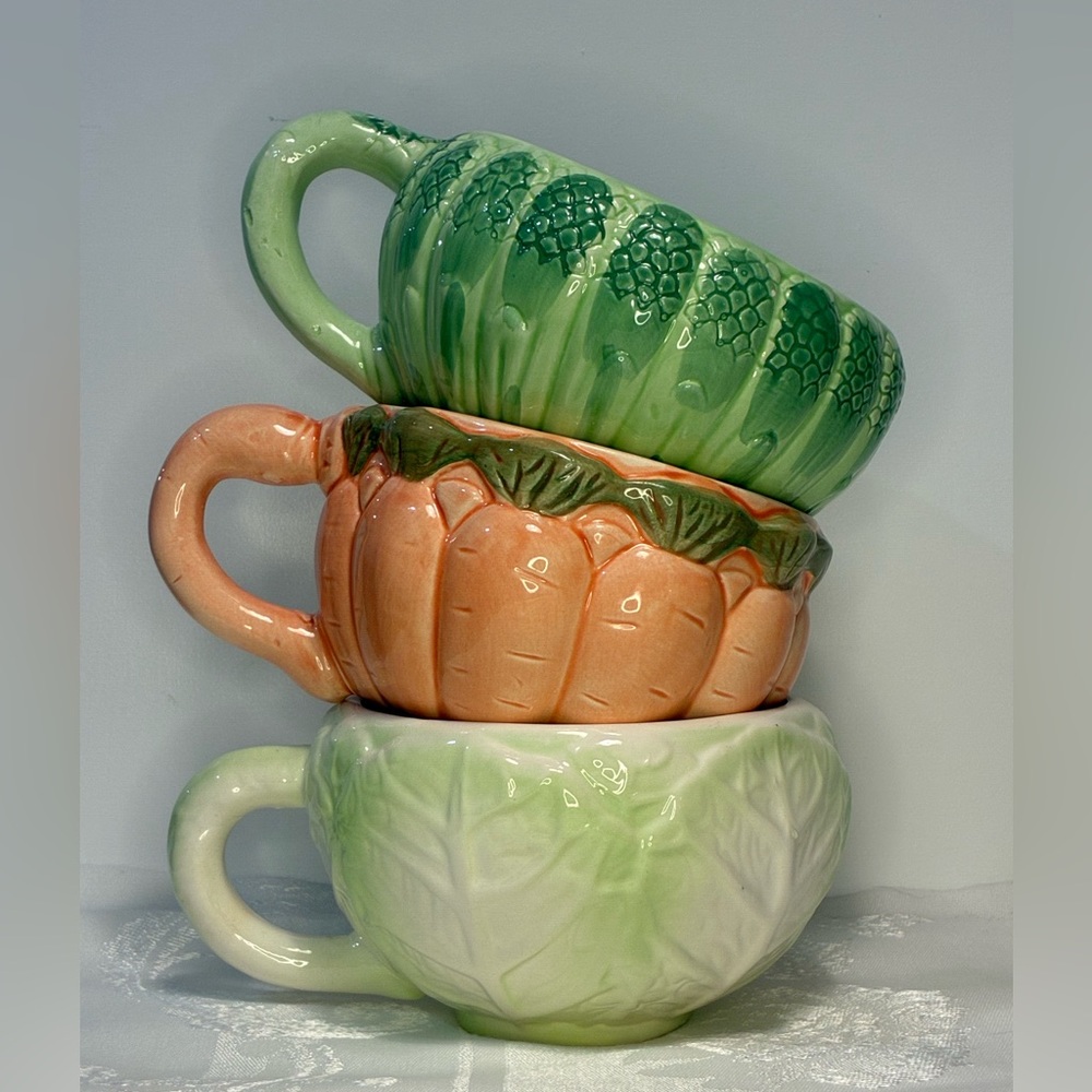 Vintage Veggie Soup Bowls/ Oversized Mugs/ Set of 3 (Carrot, Cabbage, Asparagus)